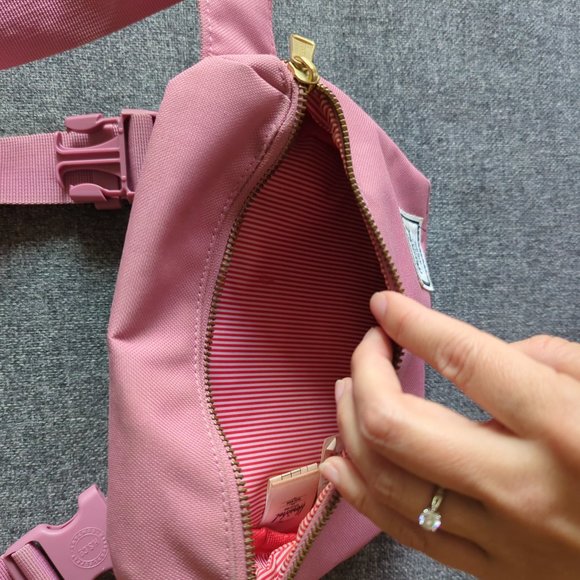 Fanny pack - Picture 3 of 3